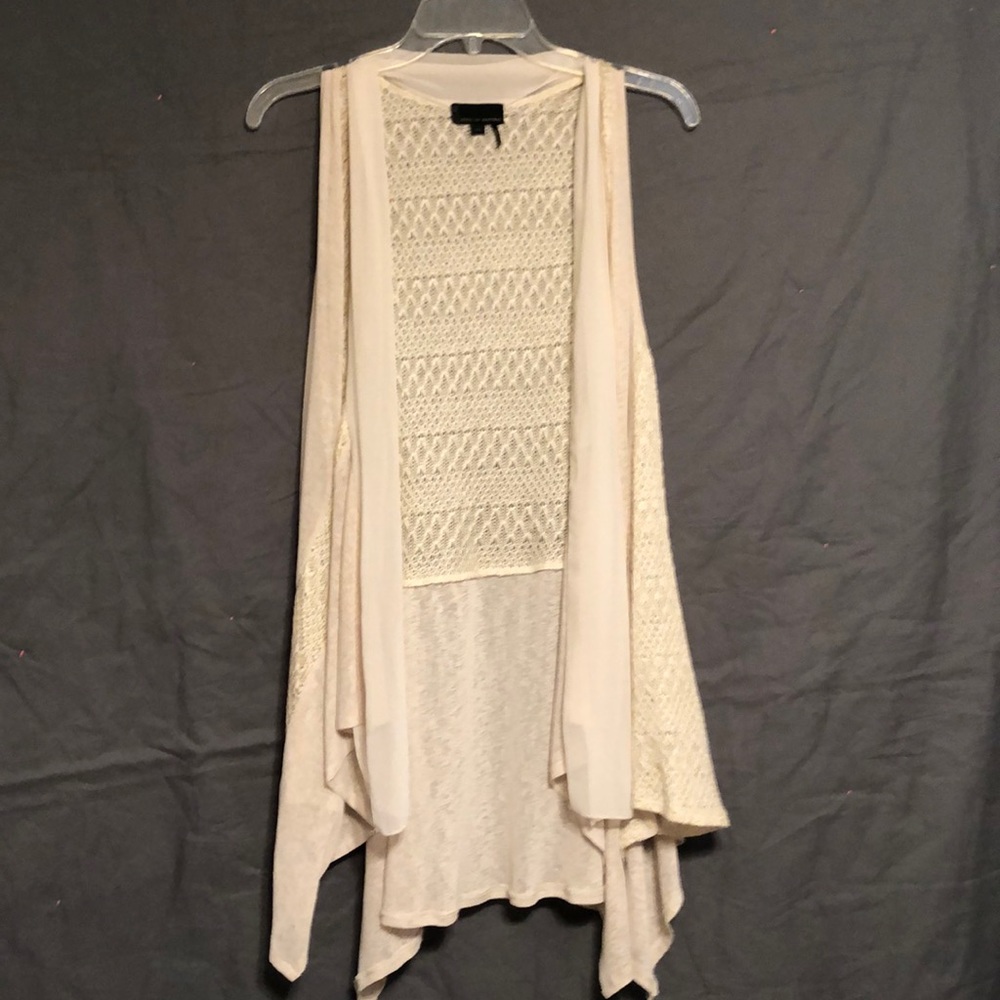 Sleeveless Cardigan